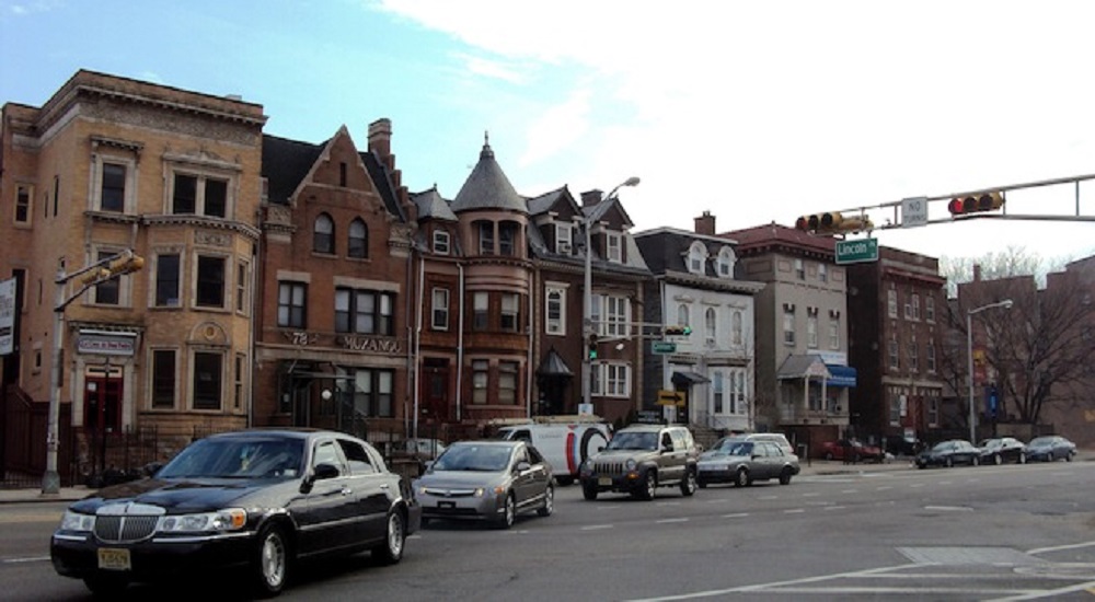 CREATING A COMMUNITY-CENTERED REDEVELOPMENT PLAN