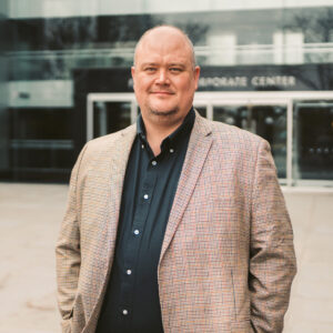 Taylor.Kevin M OUTSIDE_Cropped