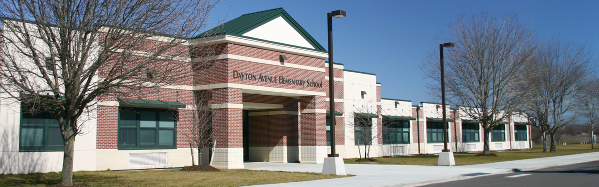Eastport-South Manor Dayton Ave elementary school