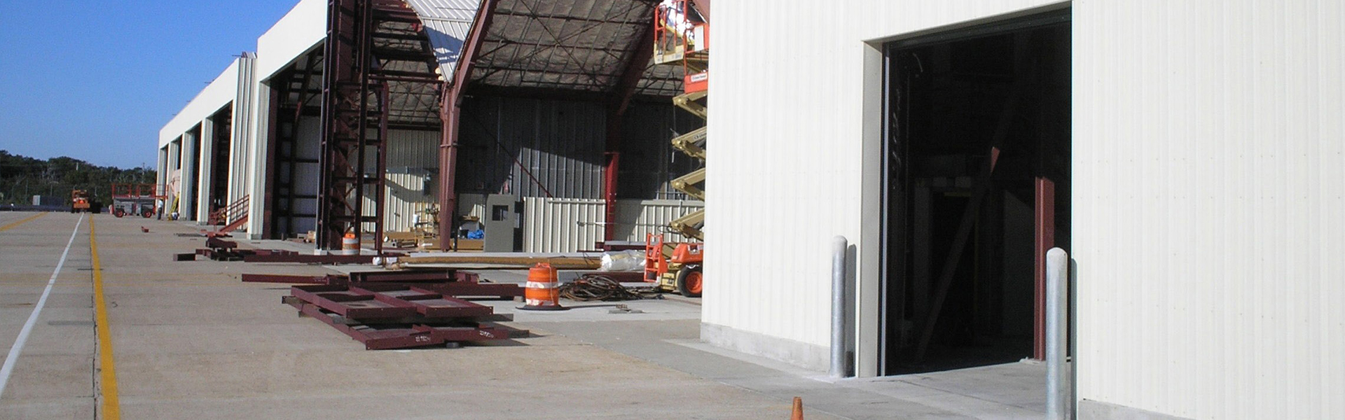 Francis G. Gabreski Airport Helicopter Maintenance Facility & Weapons Shop